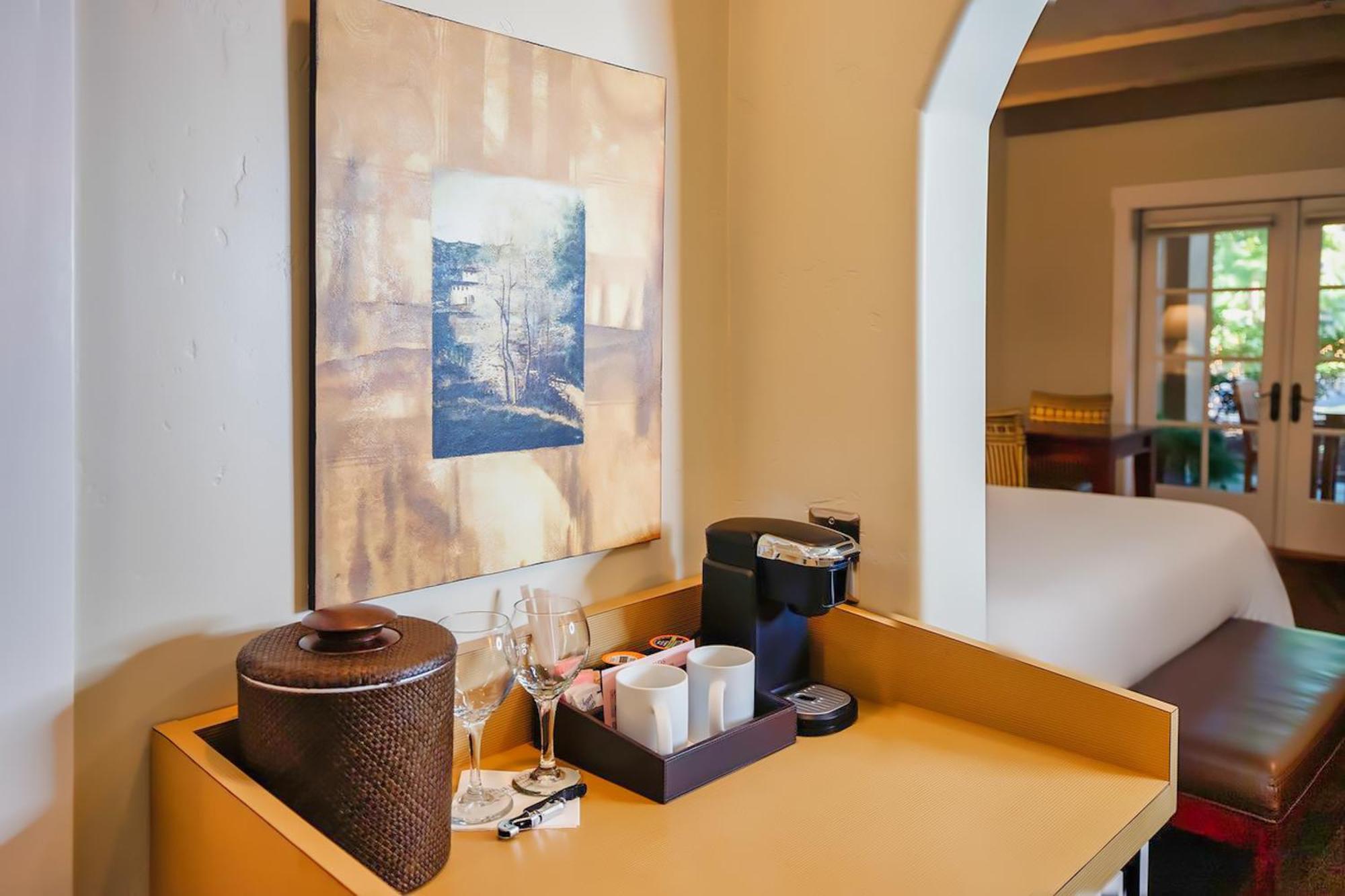 Wine & Roses Hotel Restaurant Spa Lodi Buitenkant foto