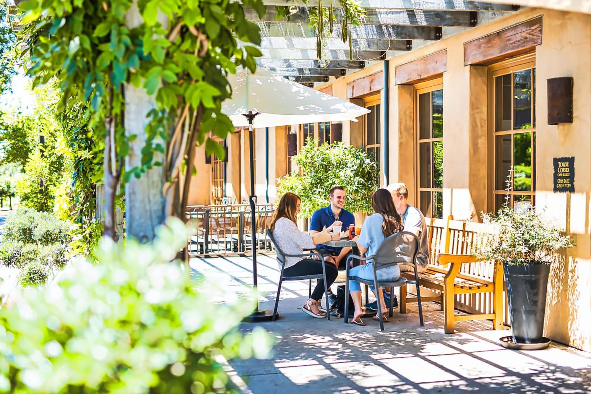 Wine & Roses Hotel Restaurant Spa Lodi Buitenkant foto